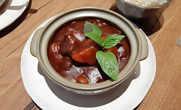 紅酒燉牛肉(圖)