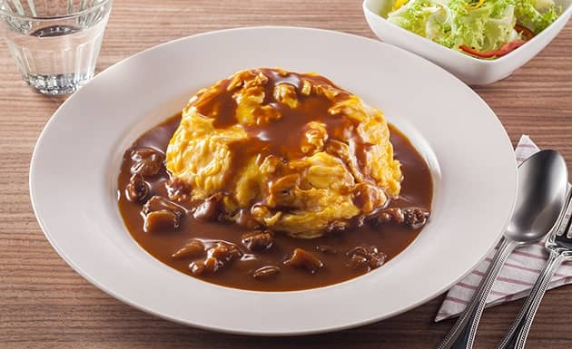 日式蛋包牛肉燴飯(圖)
