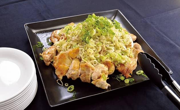 鹽味青蔥雞腿排(圖)