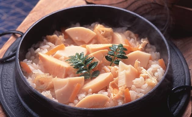 竹筍鮮蔬炊飯(圖)