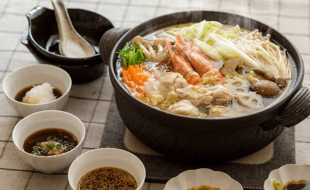 生薑水炊雞肉鍋(圖)