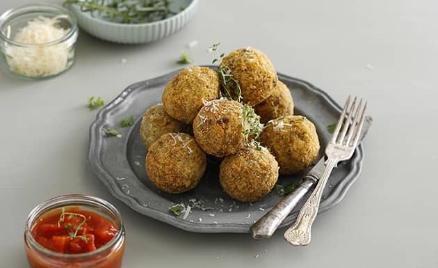 炸咖哩起司飯糰(圖)