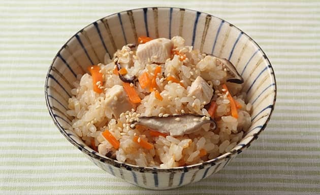 和風雞肉炊飯(圖)